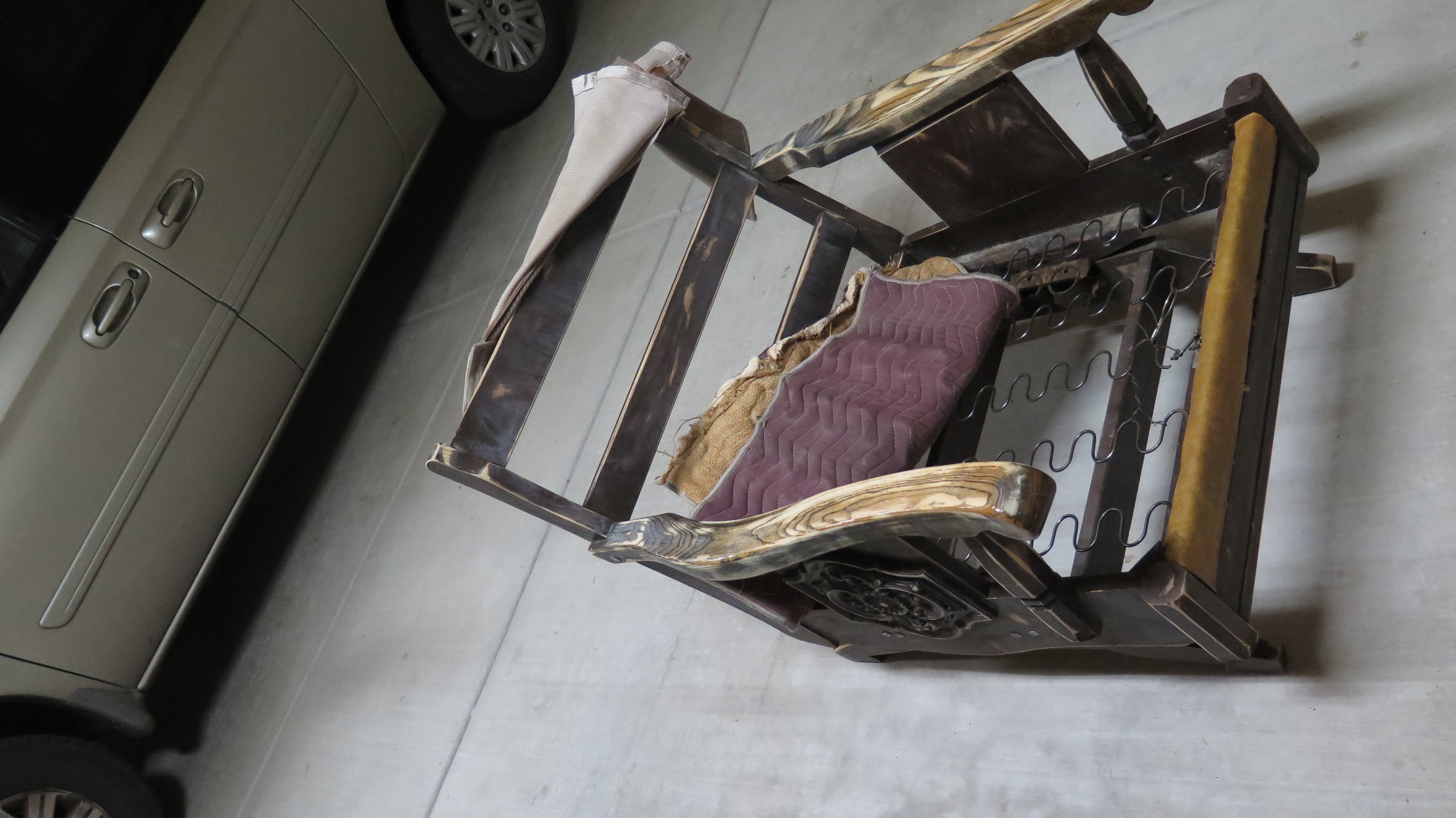 broken-chair-reupholster-upholstery-fabric-tucson-arizona-az