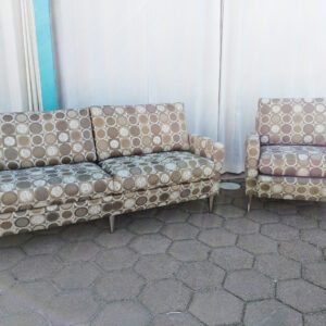Professionally upholstered seats for hotel and residential projects